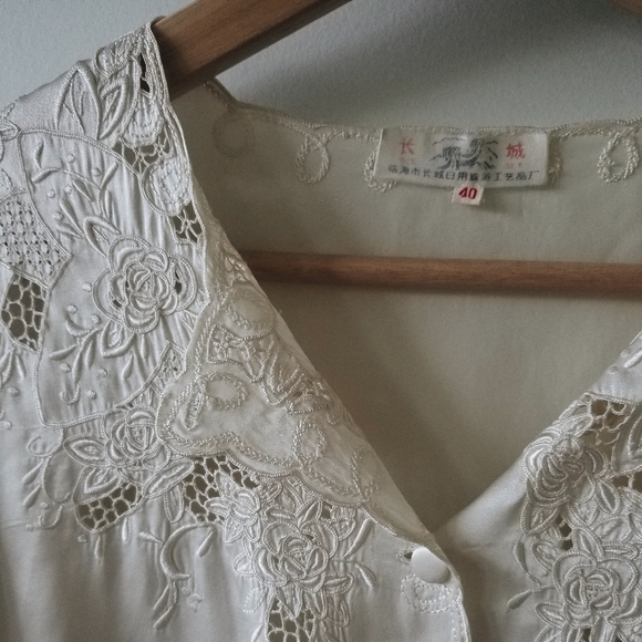 Vintage 1960s Chinese Silk Blouse Medium - Picture 9 of 9